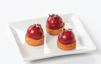 Mini Dômes Foie Gras Framboise & Mangue – 30 Pièces