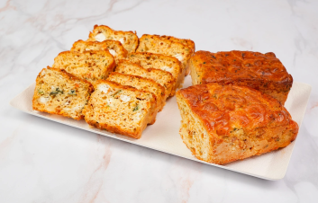 Cake Salé Tomate Chèvre Tranché – Plateau 420¿g